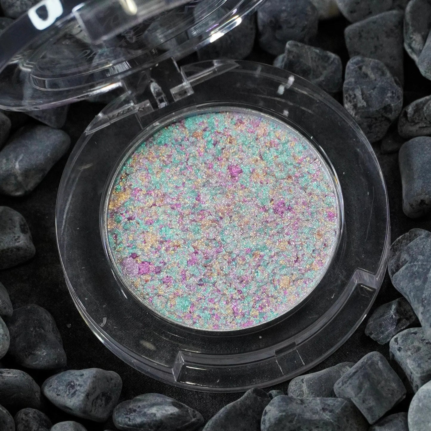 Opal highlighter x @s.andromedae