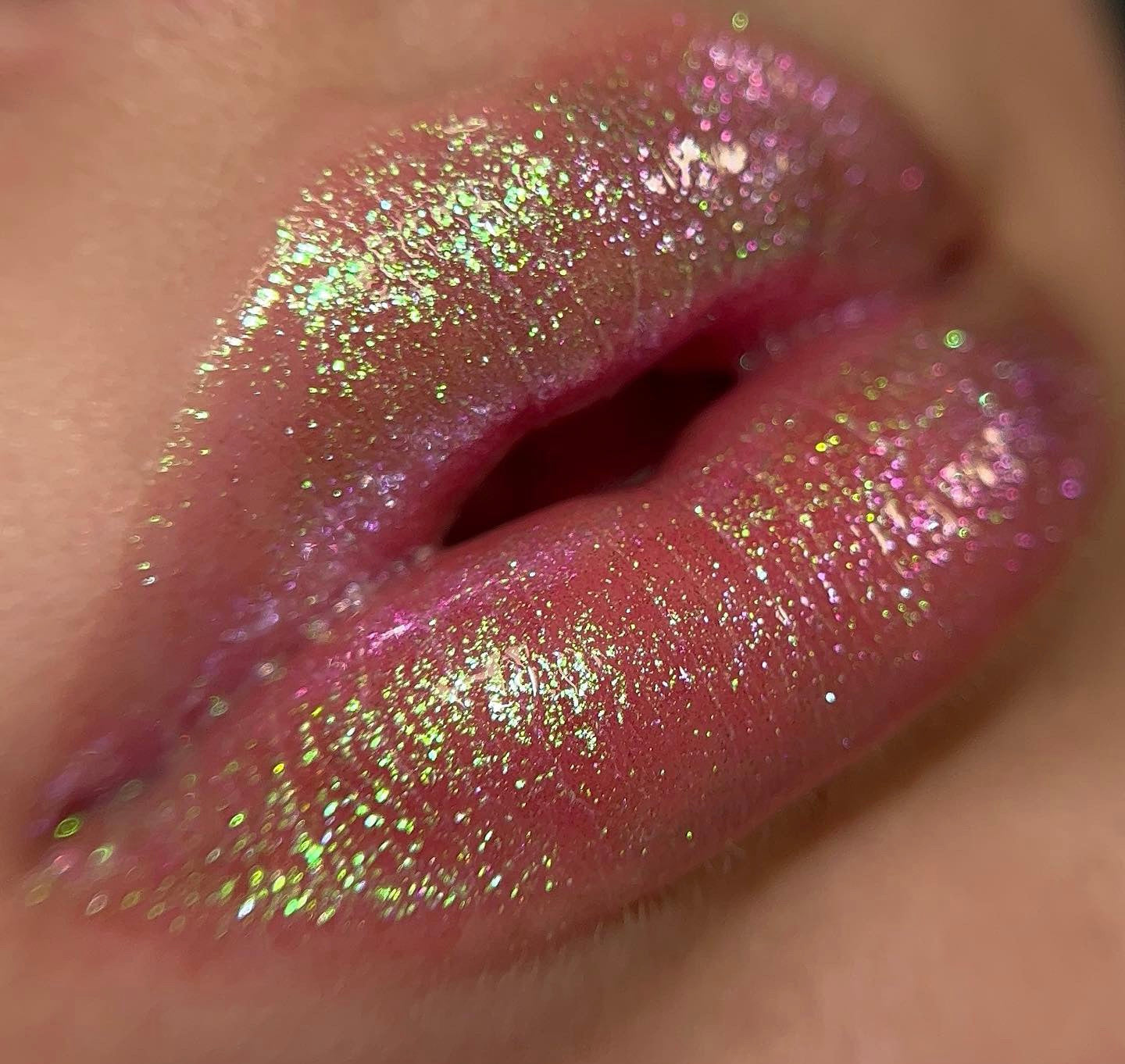 Fun House multichrome lip dewy gloss