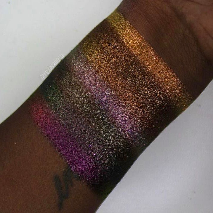 Harvest Moon eyeshadow palette