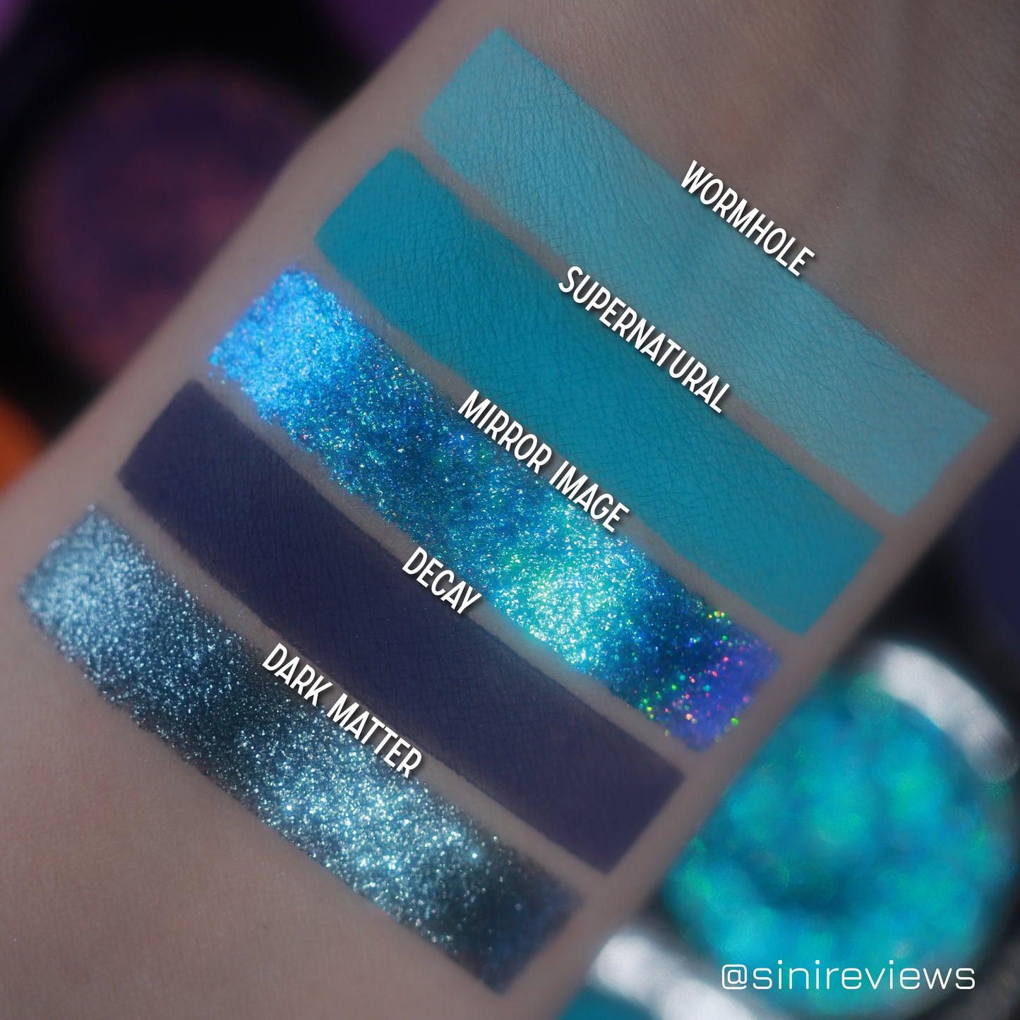 Dark Dreamscape eyeshadow palette