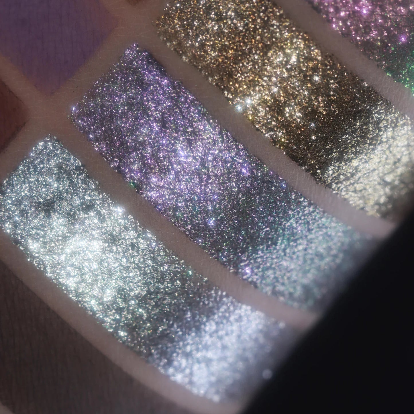 Magnetic Mineralia eyeshadow palette x @s.andromedae