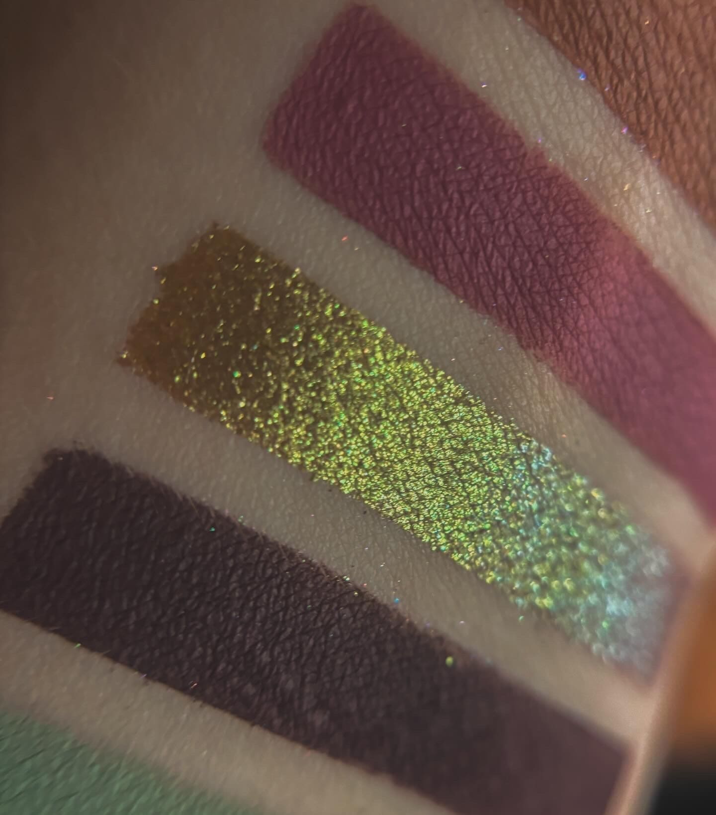 Groovy Garden eyeshadow palette