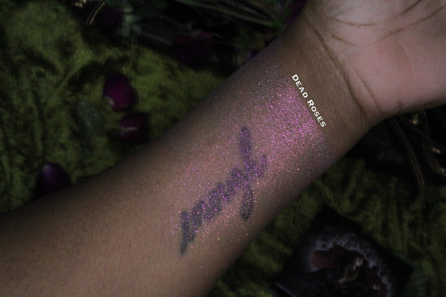 Dead Roses highlighter