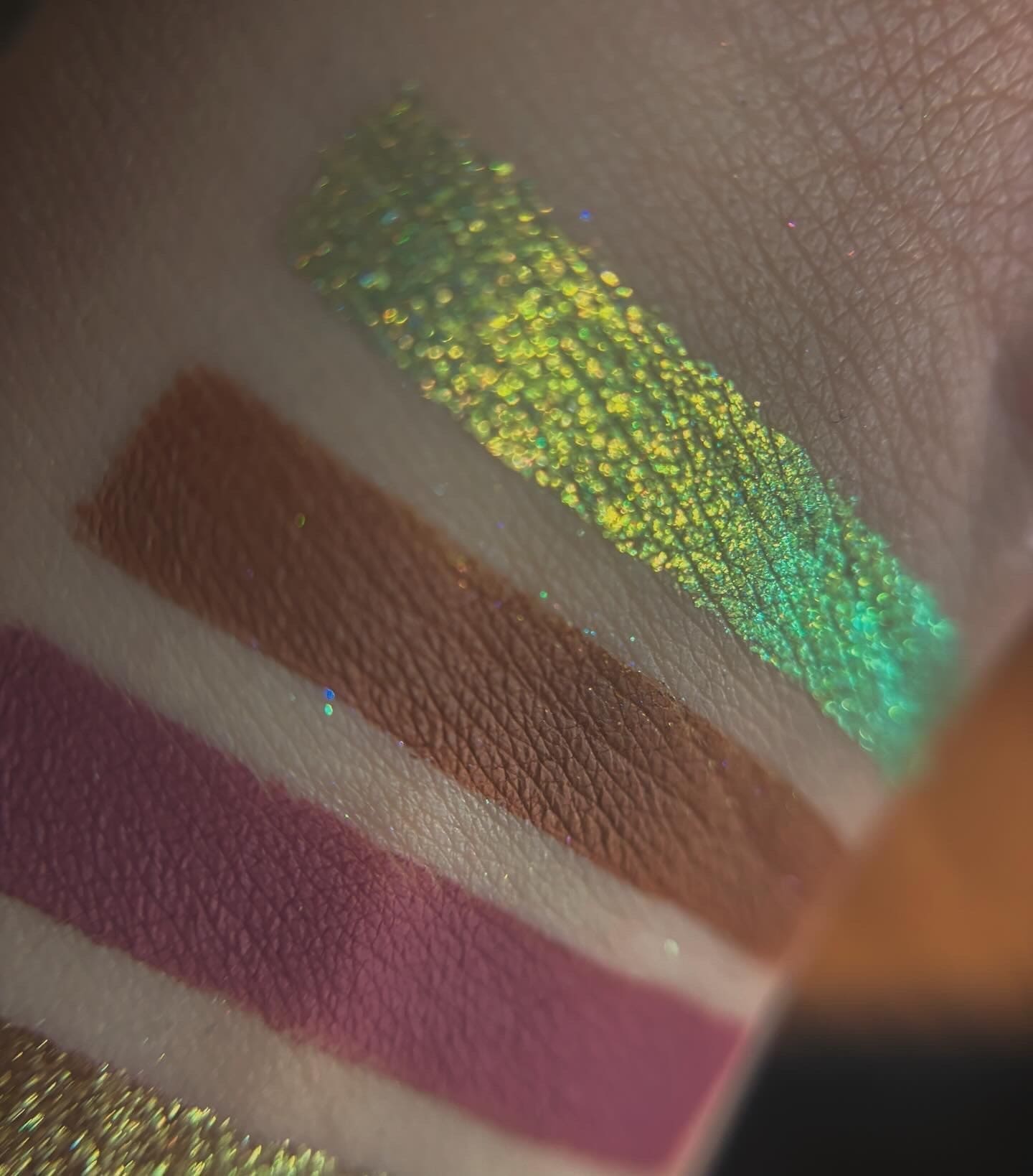 Groovy Garden eyeshadow palette