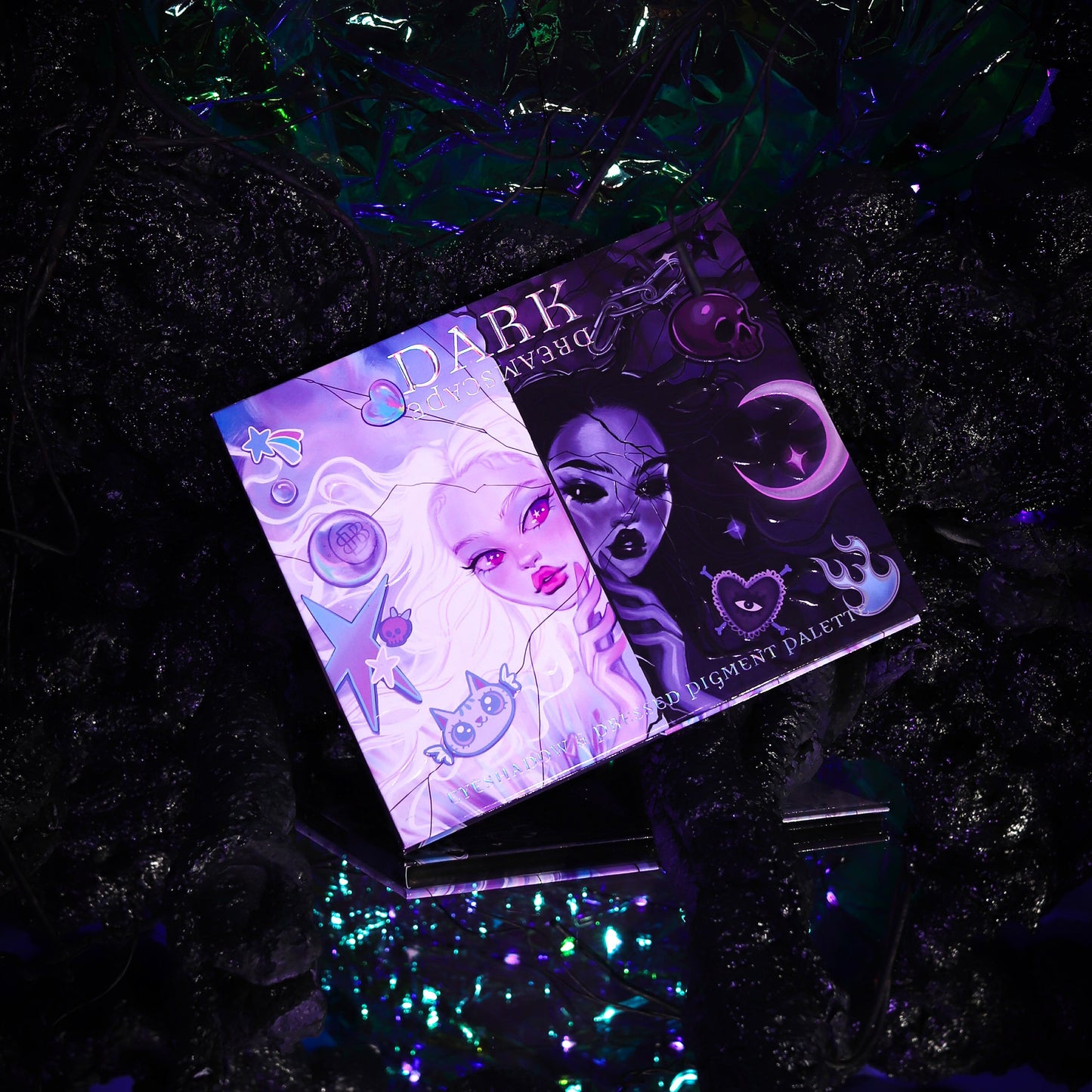 Dark Dreamscape eyeshadow palette