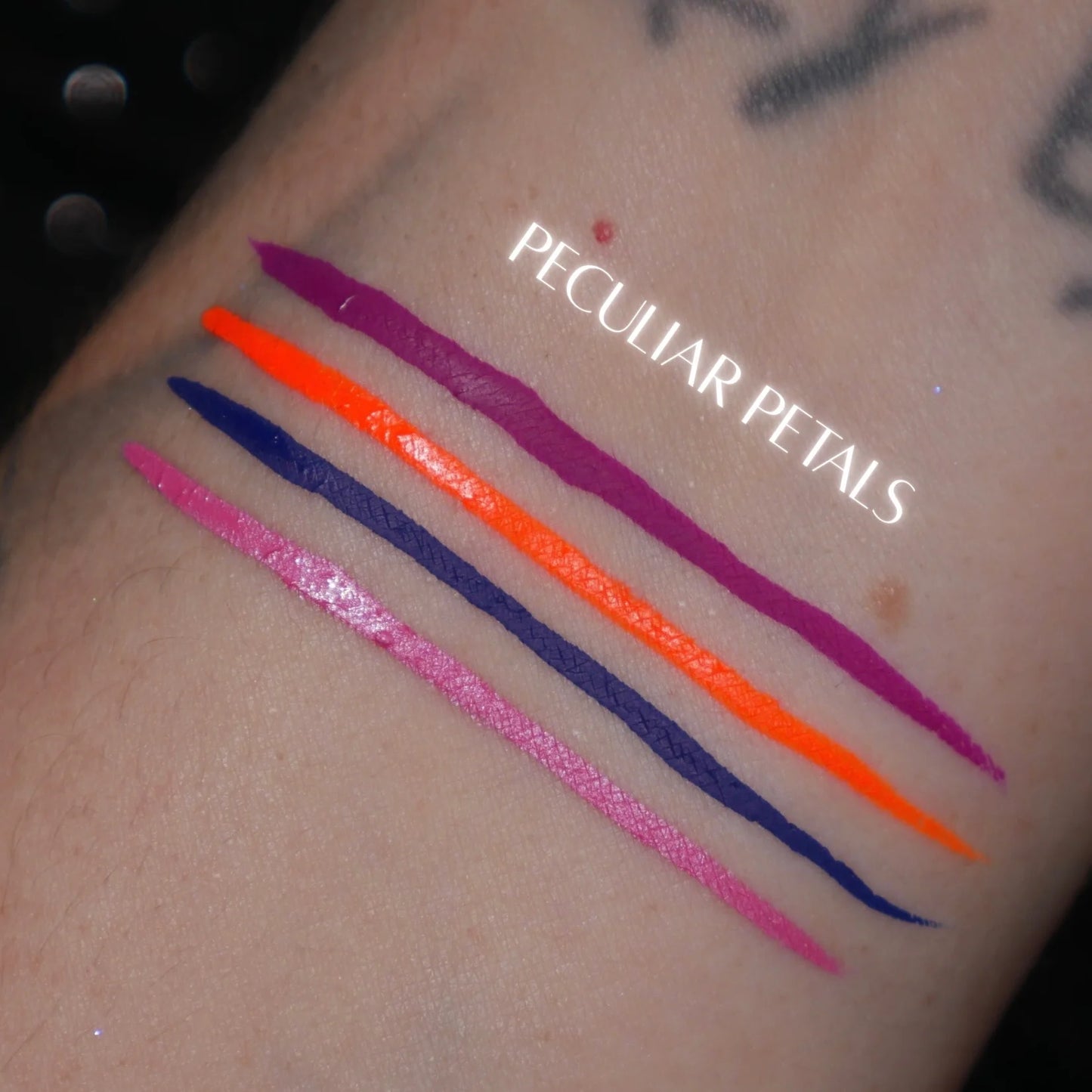 Peculiar Petals wetliner