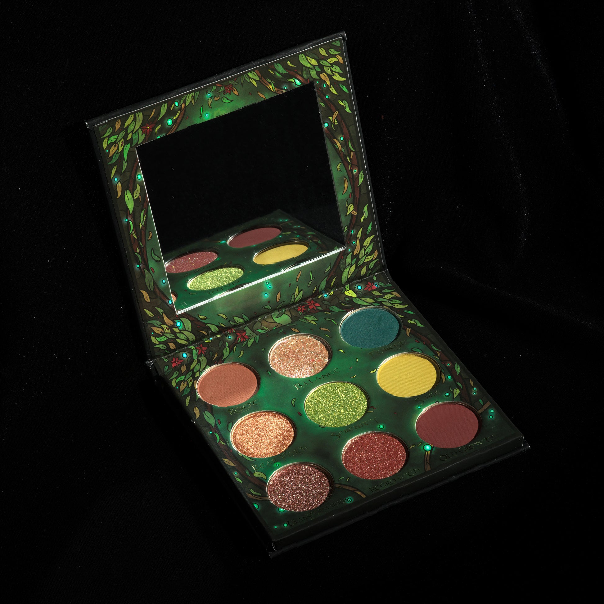 Druid eyeshadow palette opened by Fantasy Cosmetica