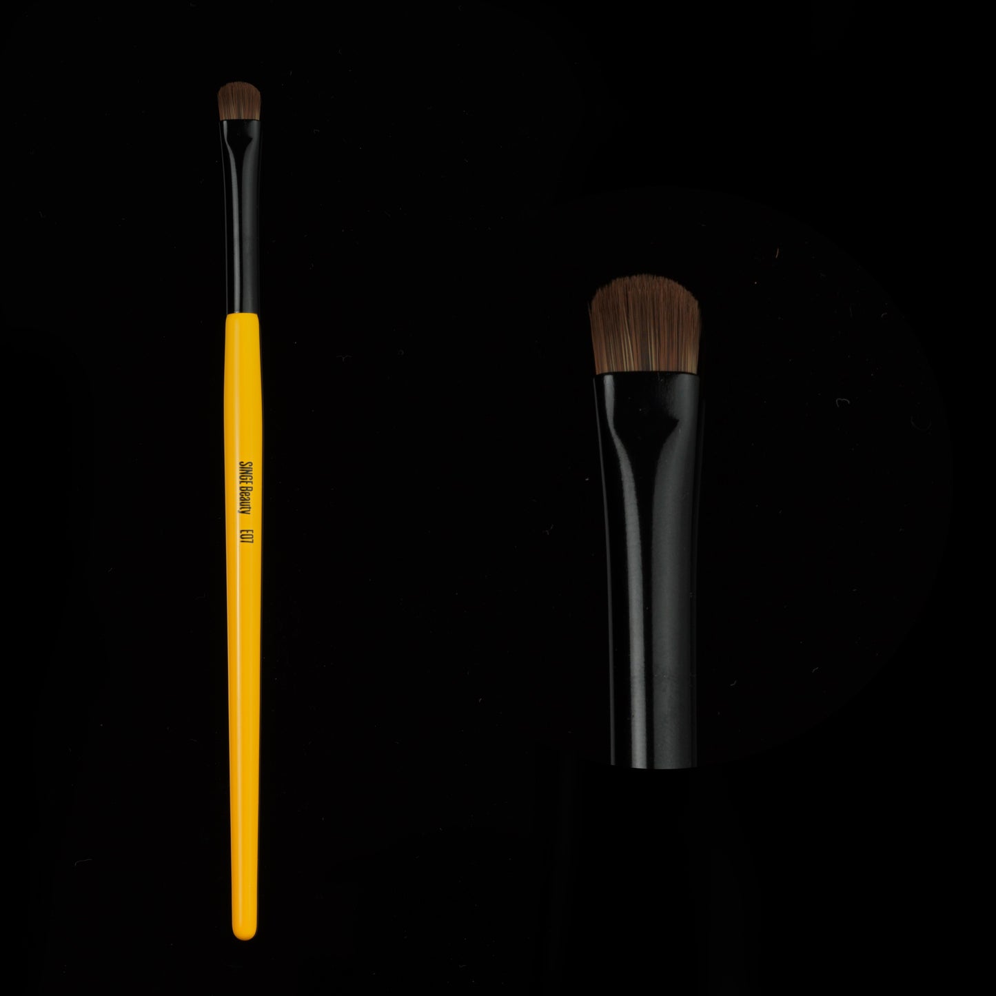 The 7-piece eye brush set
