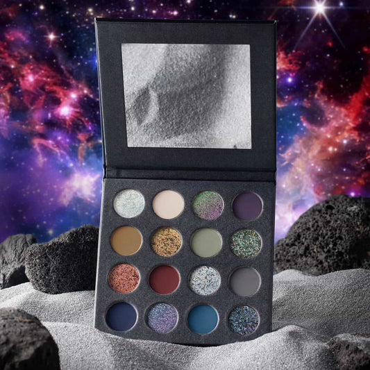 New in: Supernova eyeshadow palette