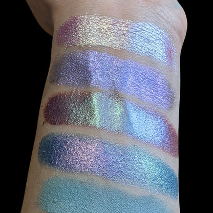 Rogue eyeshadow palette by Fantasy Cosmetica swatches