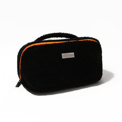 Singe makeup bag