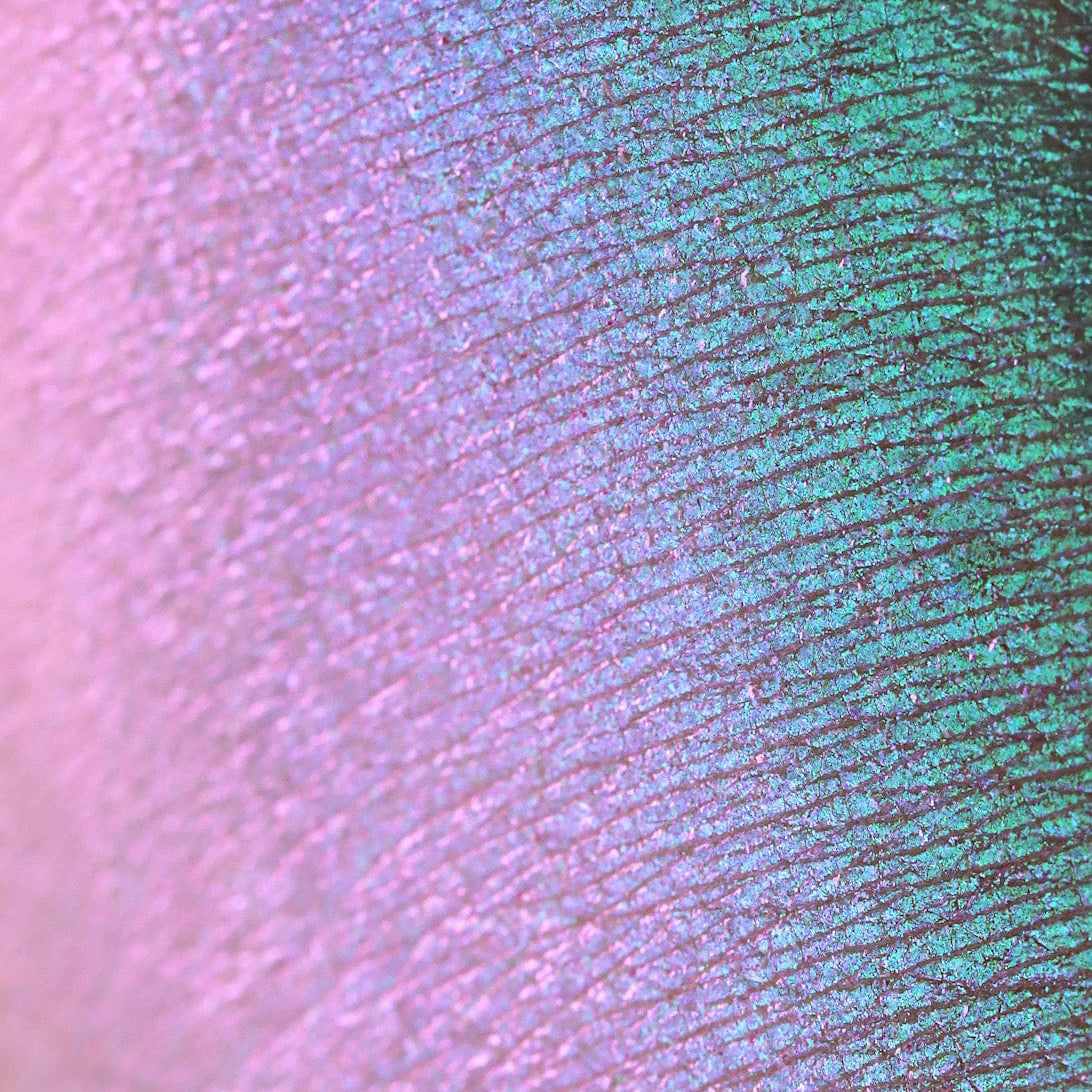 Chill Opal Multichrome Loose eyeshadow
