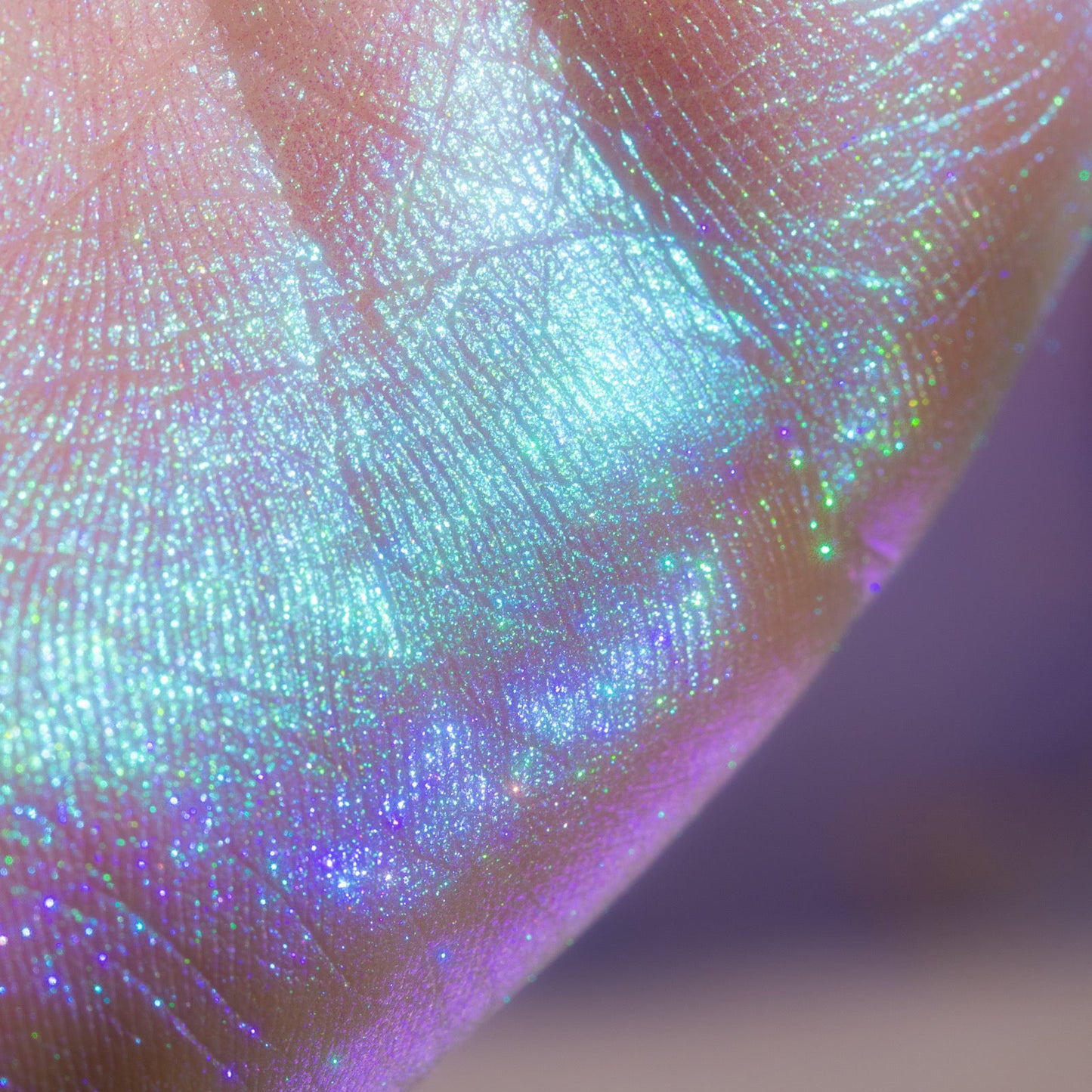 Clever Clogs Opal Moonstone Loose eyeshadow