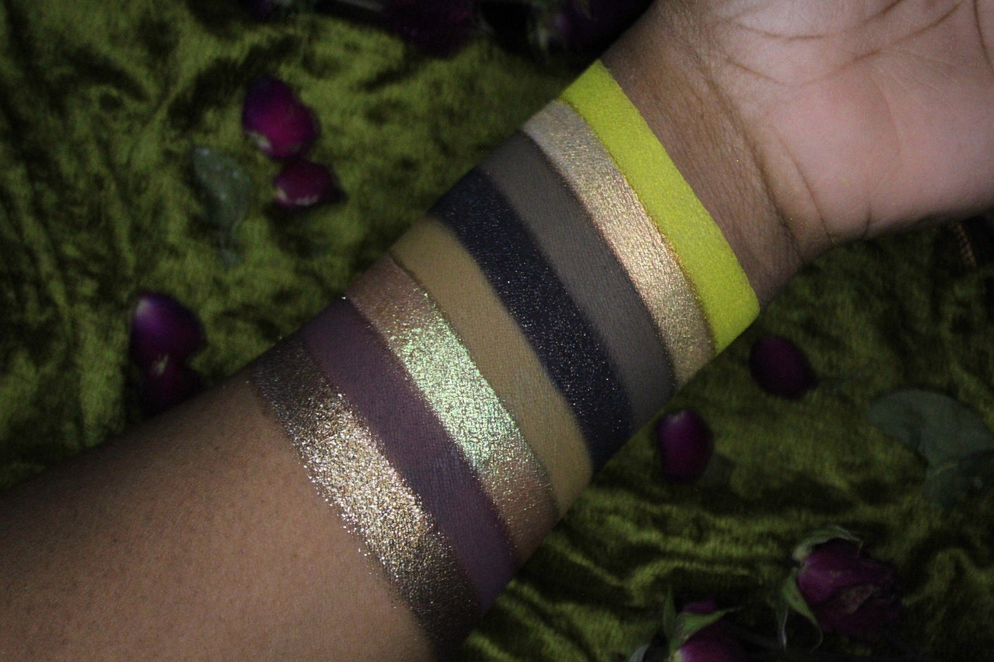 Dead Roses Volume 2 eyeshadow palette