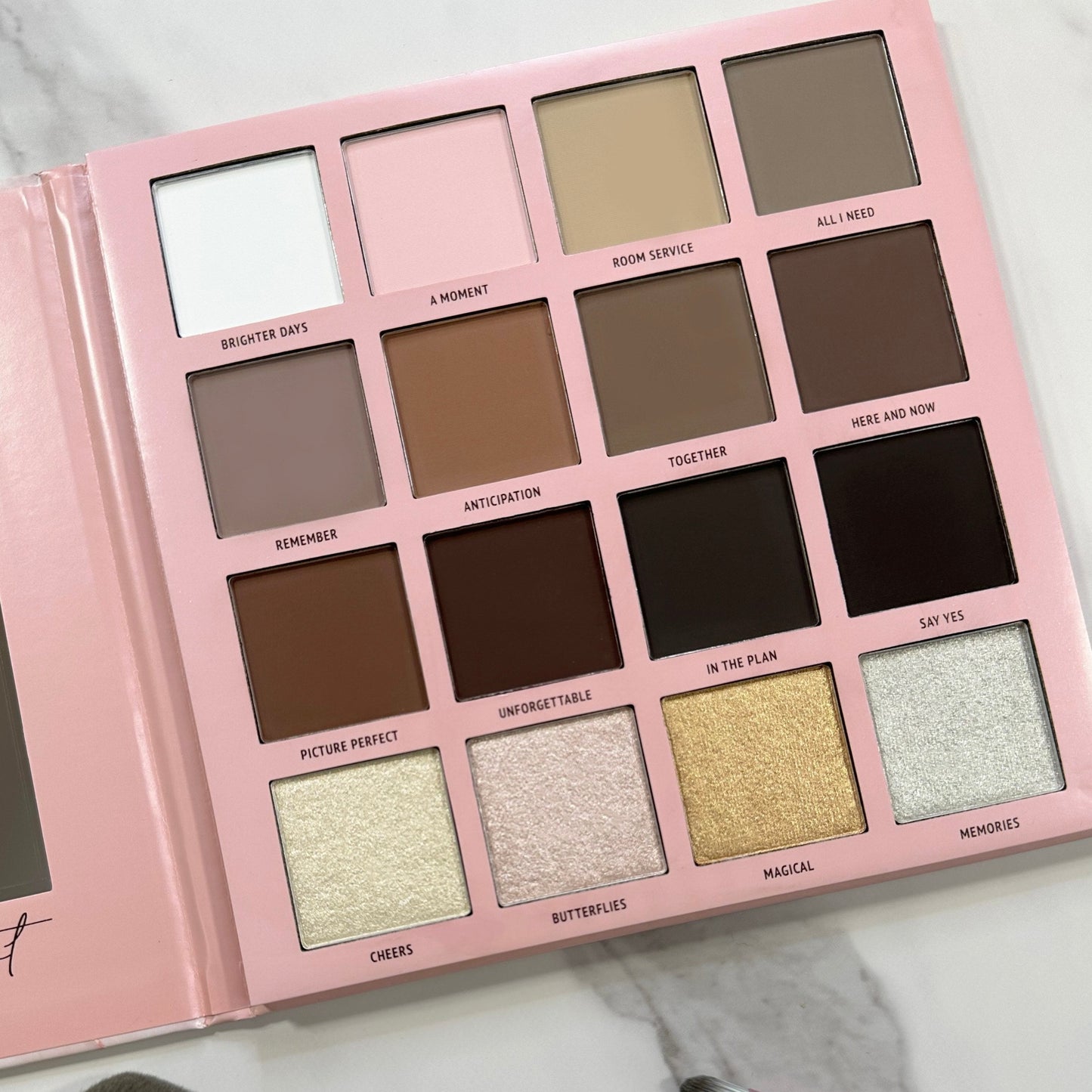 Forget Me Not eyeshadow/face palette