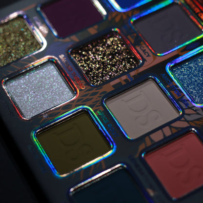 From The Roots eyeshadow palette