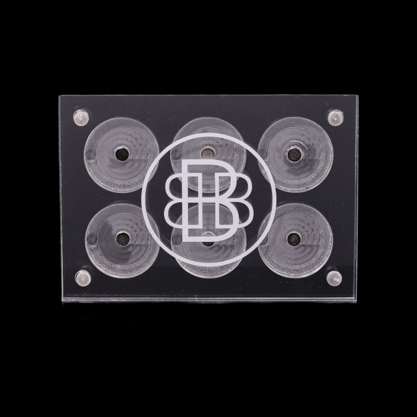 Magnetic empty palette