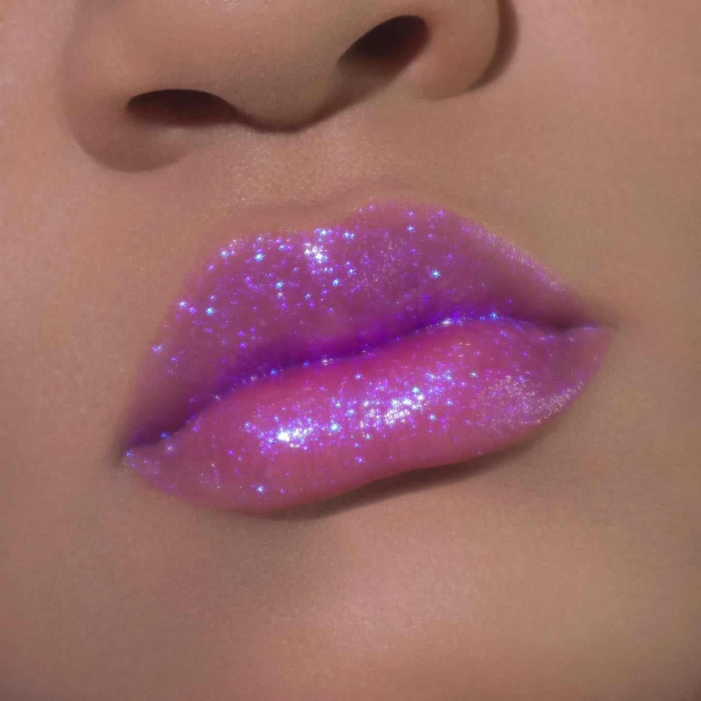 Nightmare multichrome lip dewy gloss