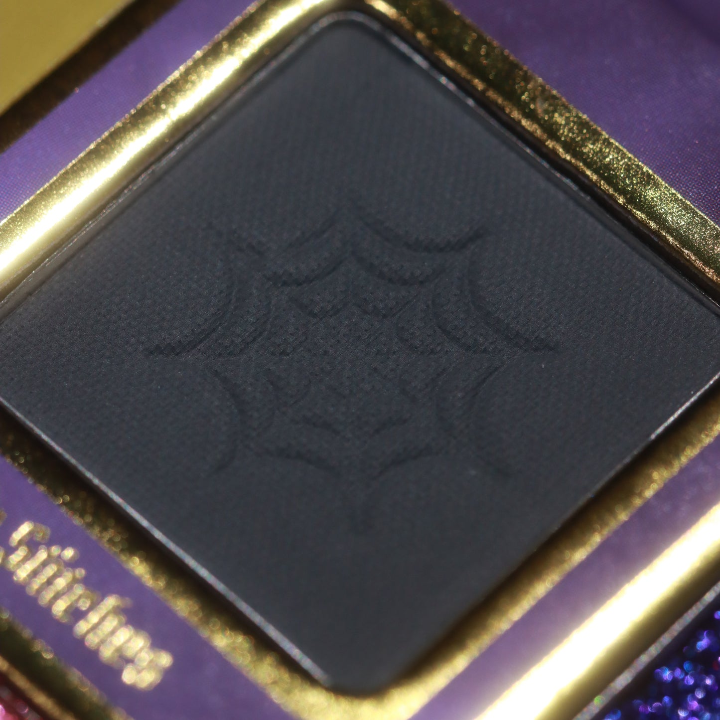 Nevermore eyeshadow palette