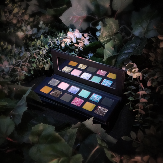 Shadowsculpt Ghoul Garden eyeshadow palette