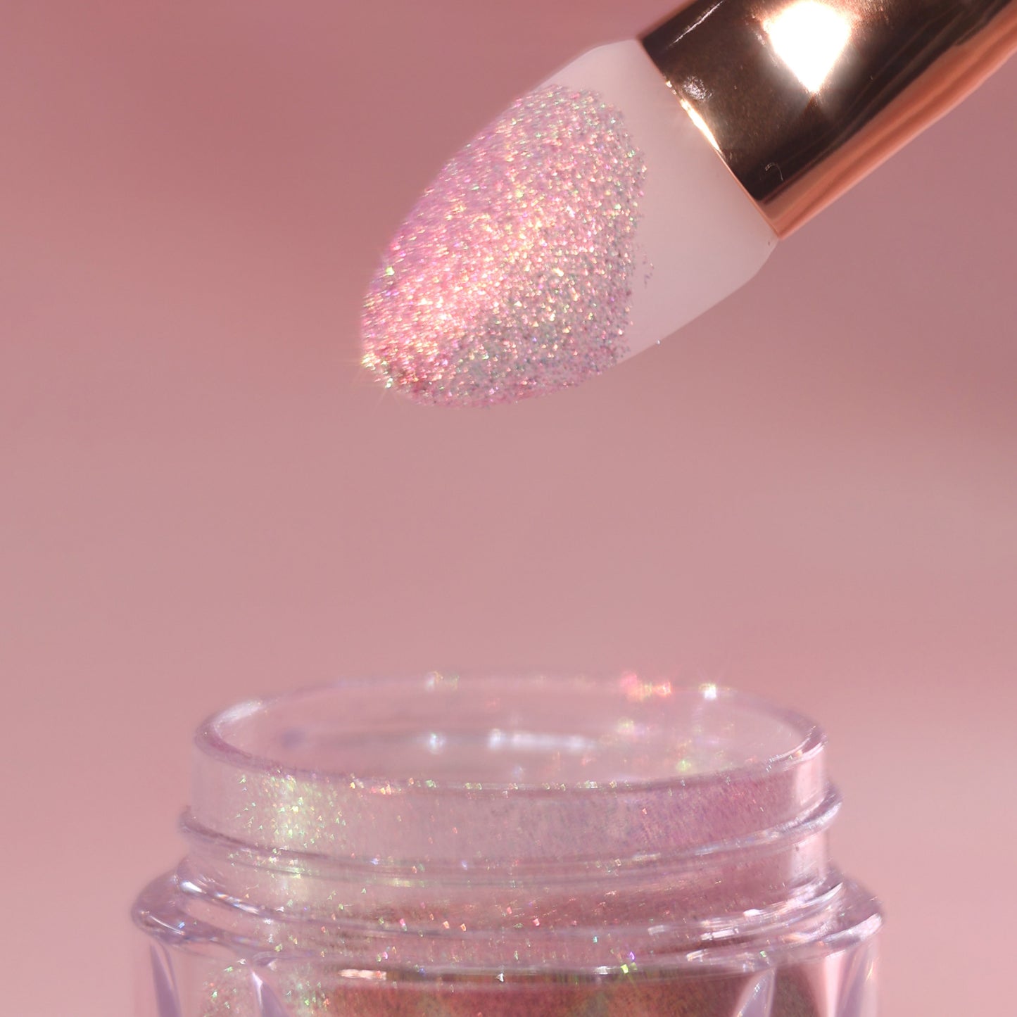 Romance Opal Multichrome Loose eyeshadow