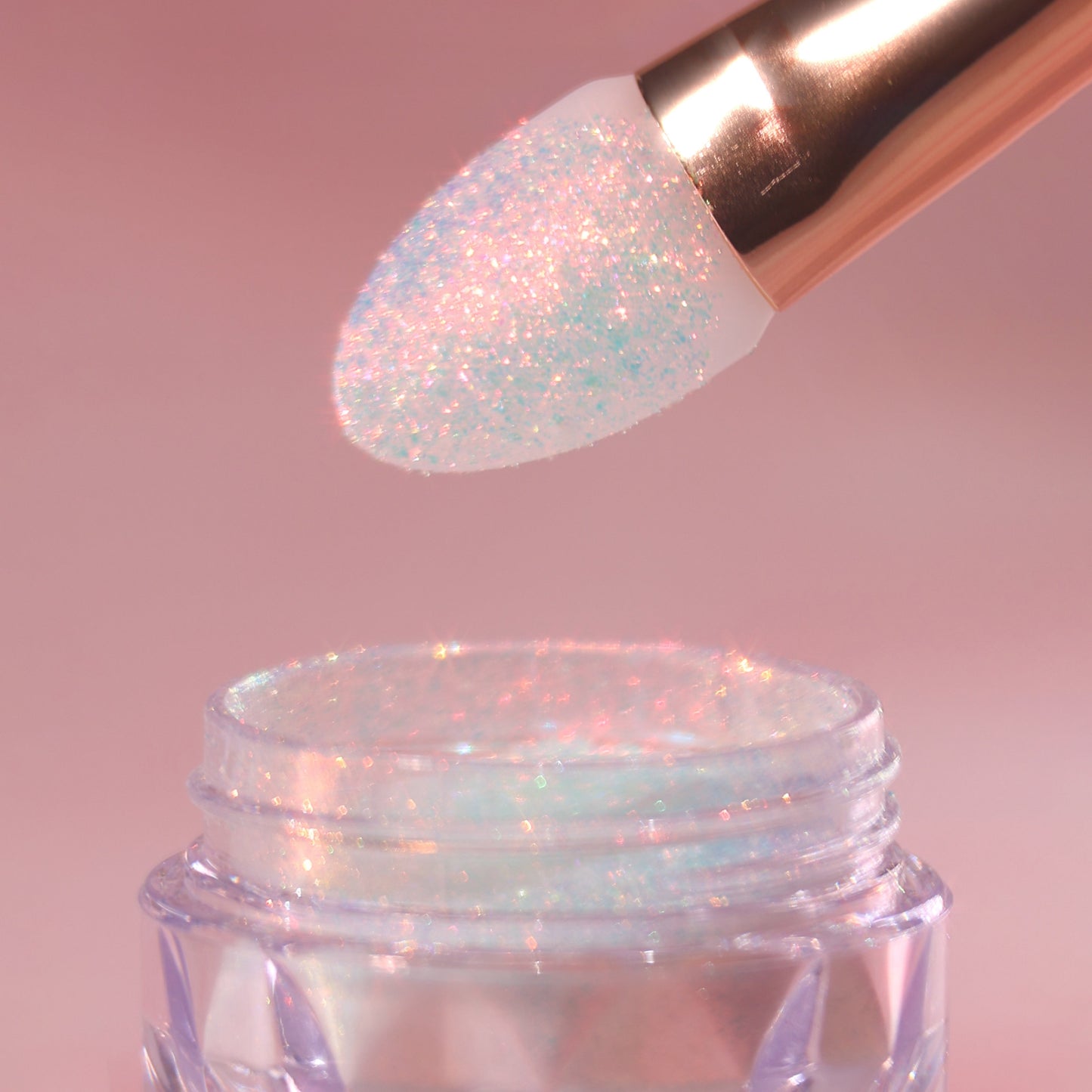 Pillow Fight Opal Multichrome Loose eyeshadow