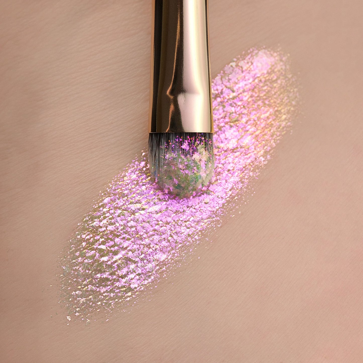 Cozy Opal Multichrome Loose eyeshadow