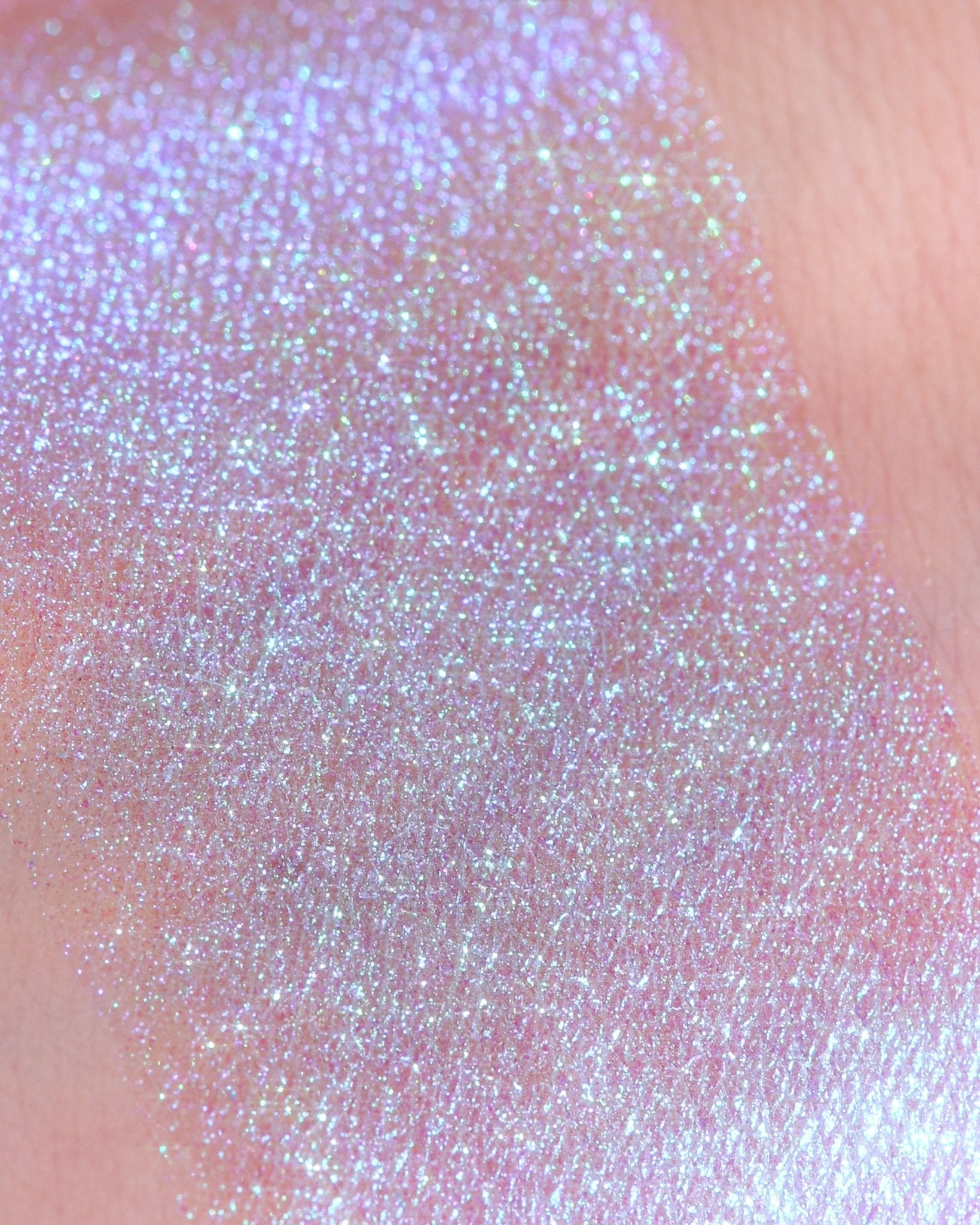 Dreamer Opal Multichrome loose eyeshadow, sixth product shot