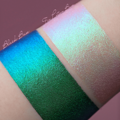 Sweetdreams Opal Multichrome Loose eyeshadow