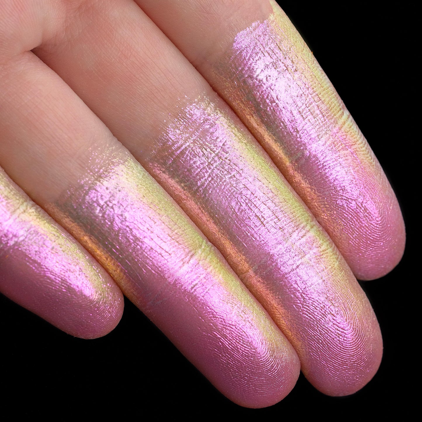 Cozy Opal Multichrome Loose eyeshadow