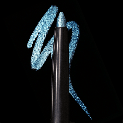 Pearl Keeper swatch: silver shifts to blue