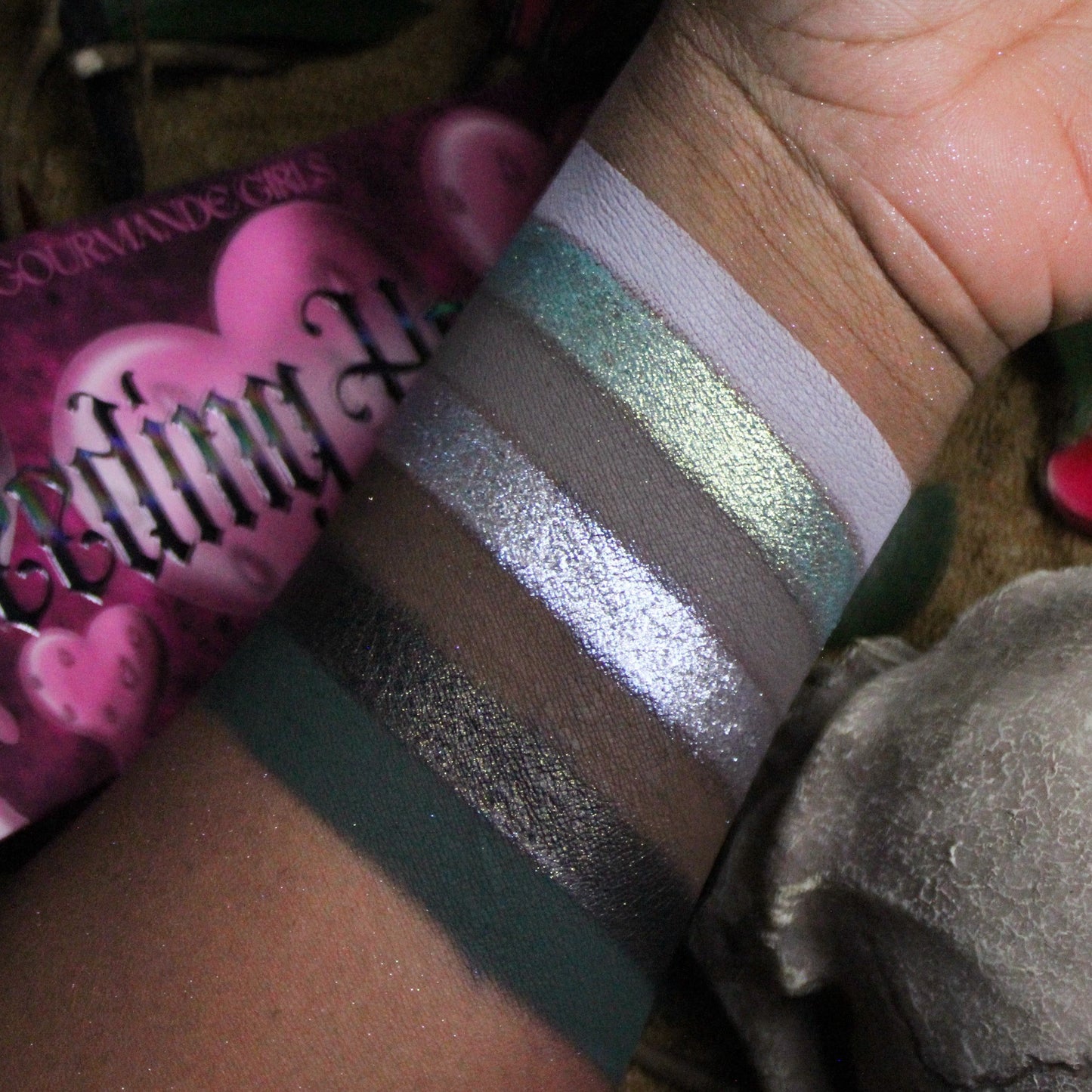 Bleeding Hearts eyeshadow palette