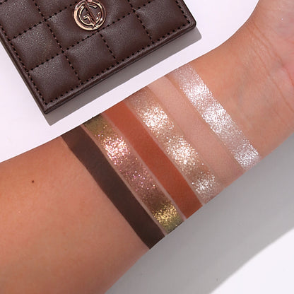 Elegant Eyes mini eyeshadow palette