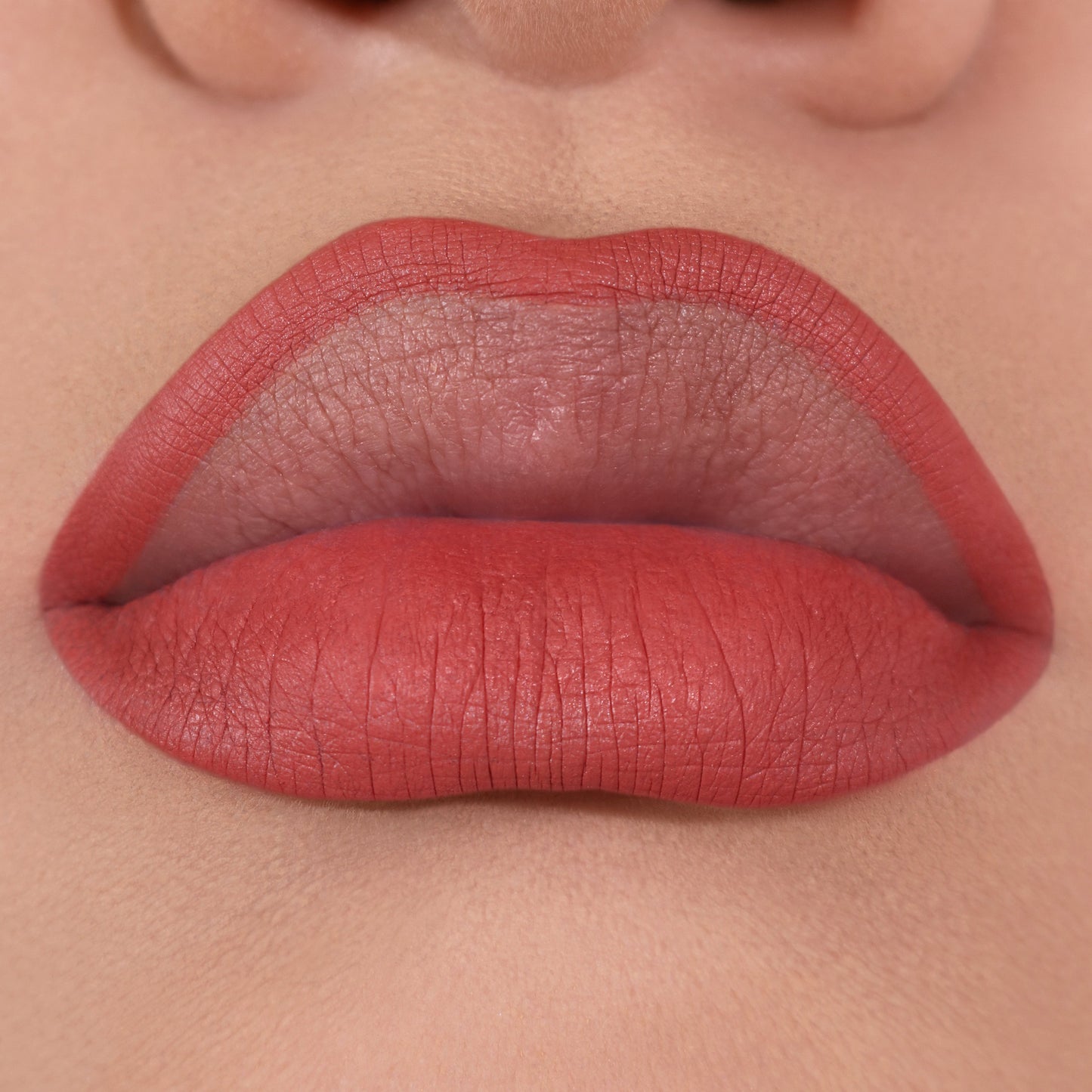 Matte lipliner