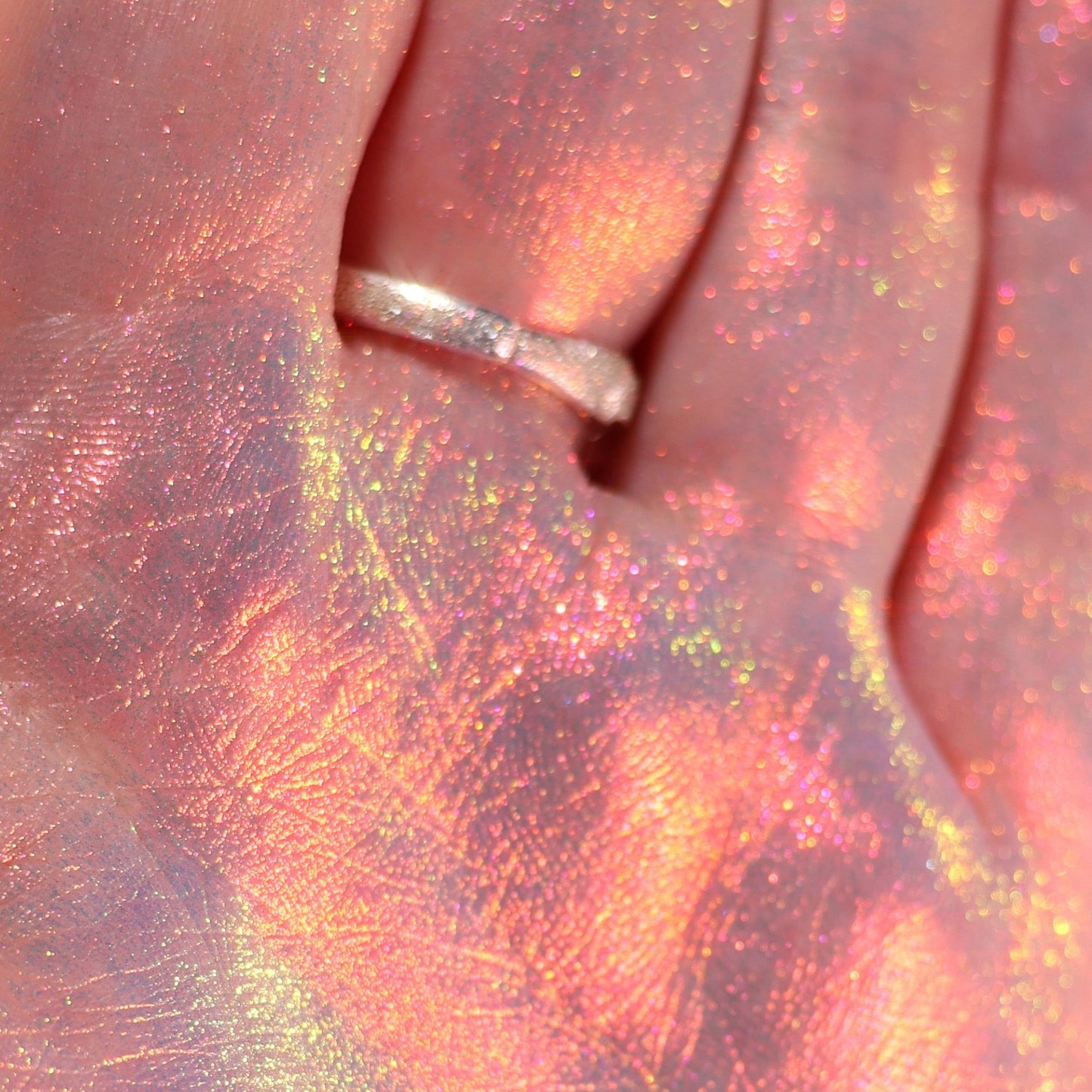 Happy Bunny Opal Moonstone Loose eyeshadow