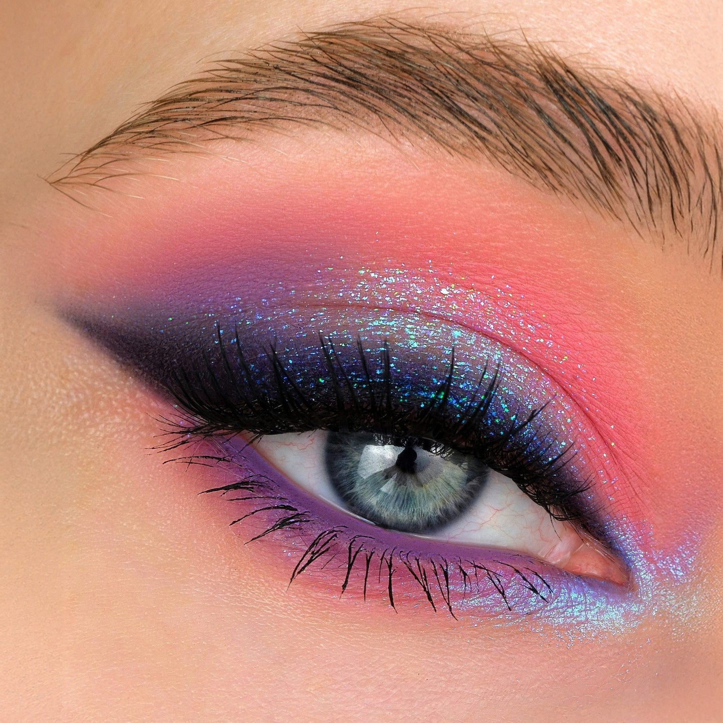 Lazy Bones Opal Moonstone Loose eyeshadow