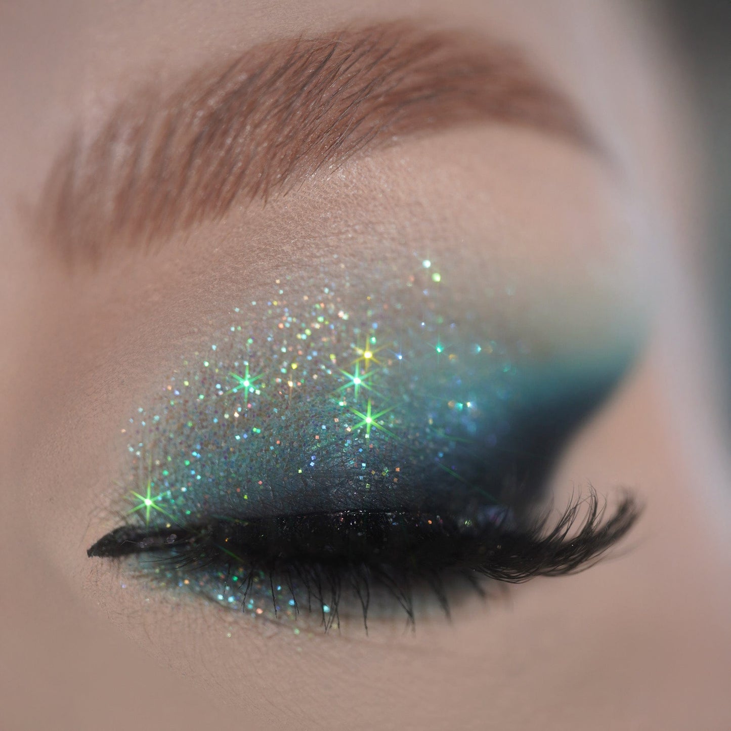 Sleepy Head Opal Moonstone Loose eyeshadow