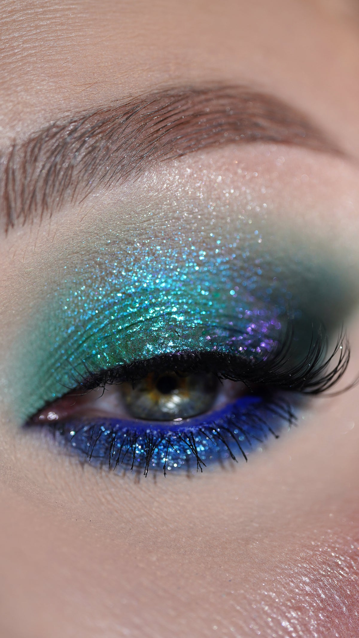 Adorn eyeshadow palette