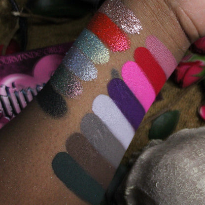 Bleeding Hearts eyeshadow palette