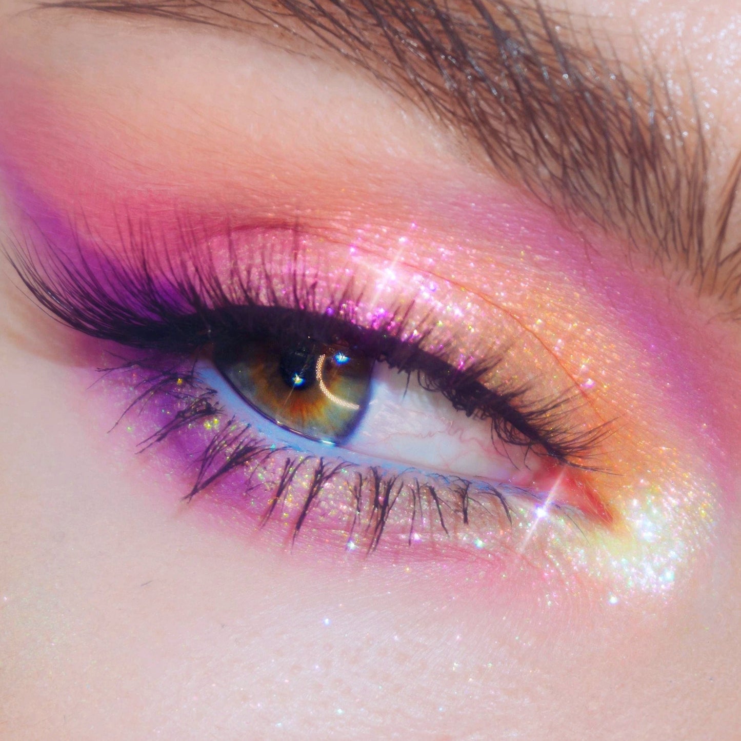 Drama Queen Opal Moonstone Loose eyeshadow