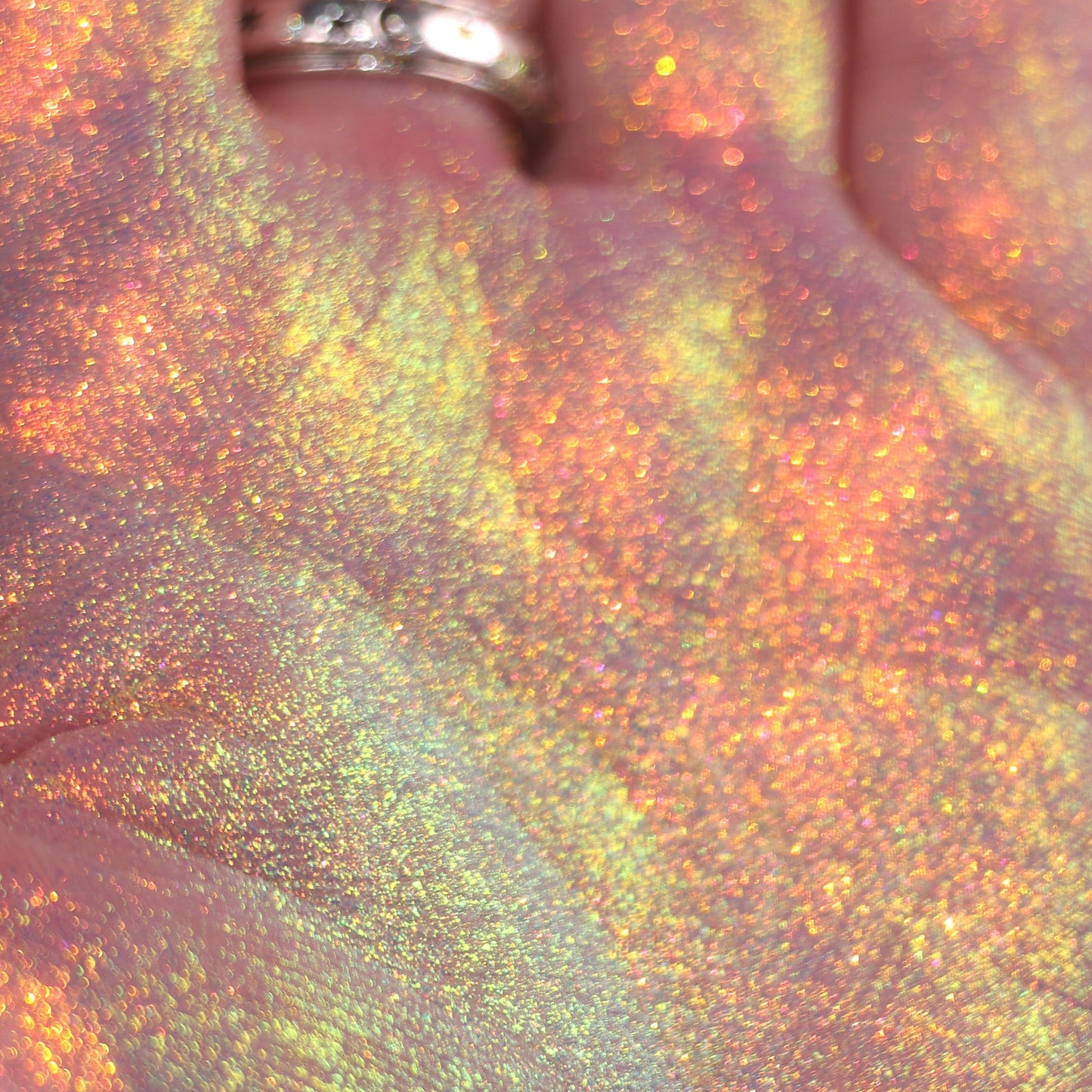 Beauty Sleep Opal Multichrome Loose eyeshadow