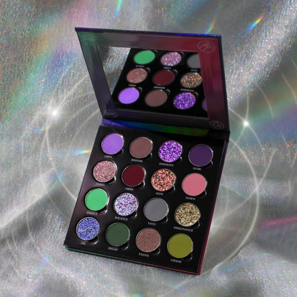 Coalescence x noopur_makeup eyeshadow palette