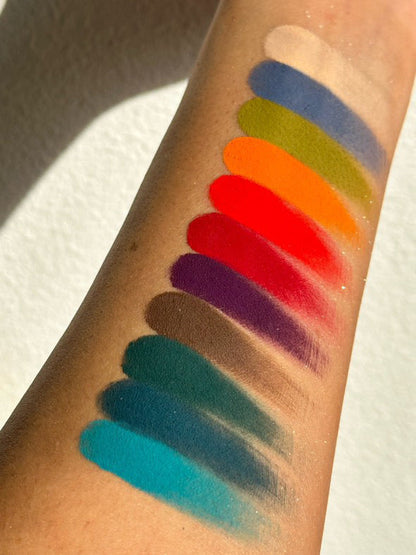 Fearless Holiday eyeshadow palette