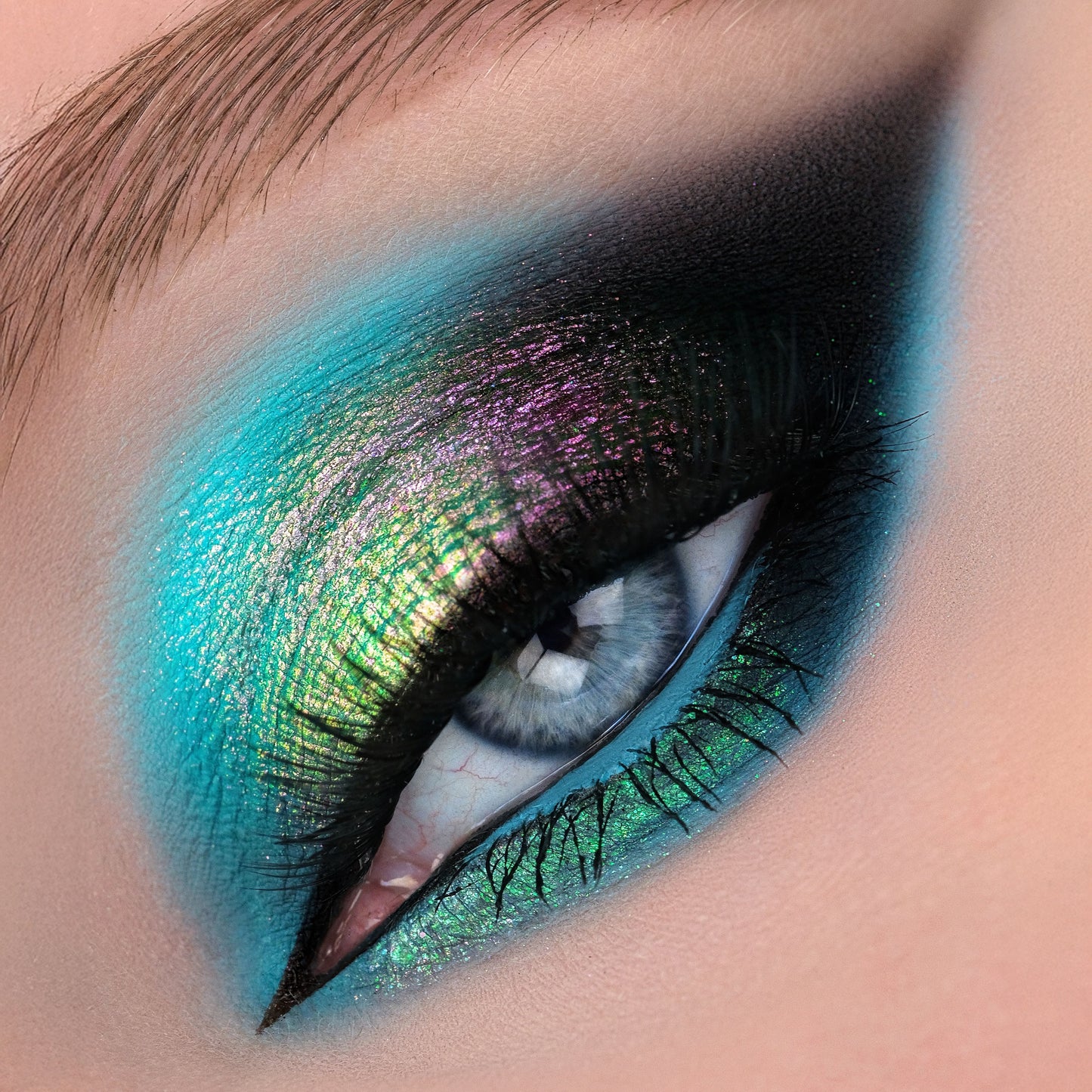 Sleepy Head Opal Moonstone Loose eyeshadow