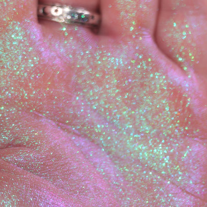 Chill Opal Multichrome Loose eyeshadow