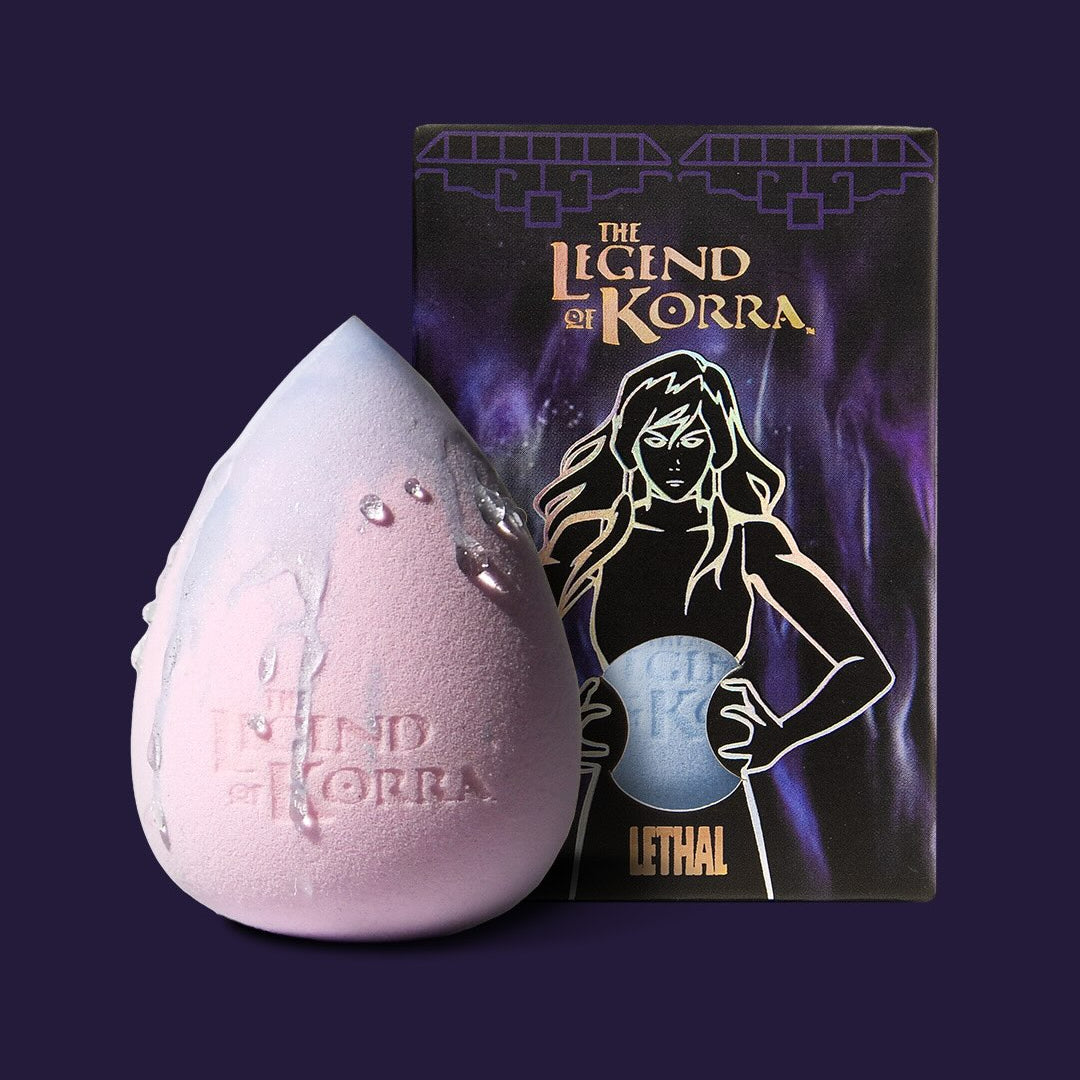 Spirit World colour-changing makeup sponge
