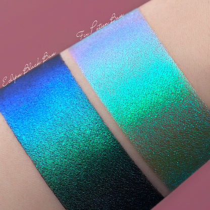 Clever Clogs Opal Moonstone Loose eyeshadow