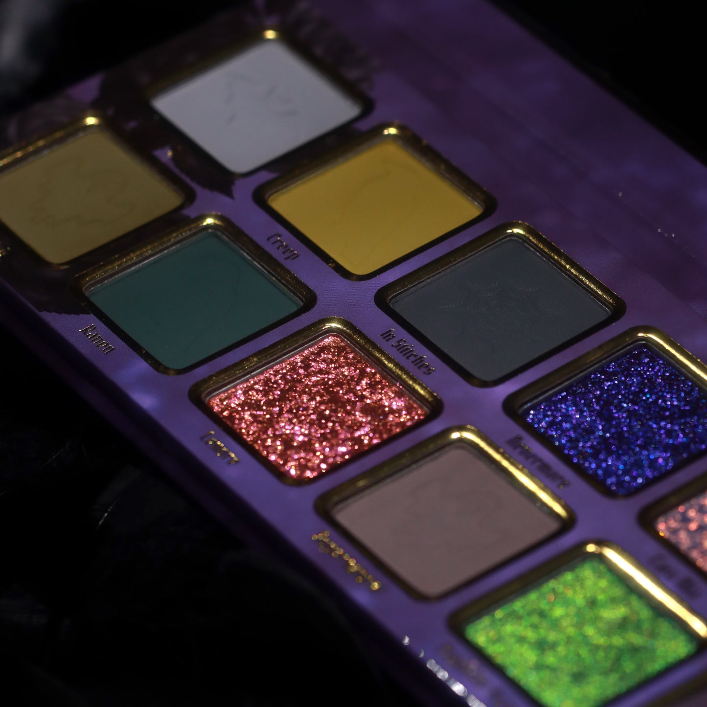 Nevermore eyeshadow palette