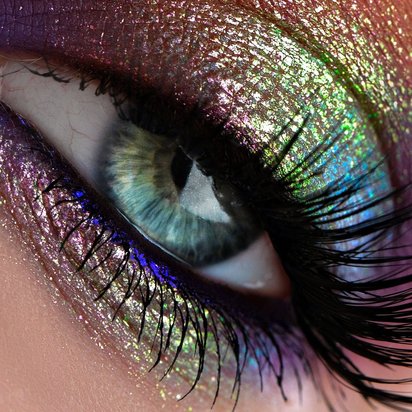 Nightgown Opal Multichrome Loose eyeshadow