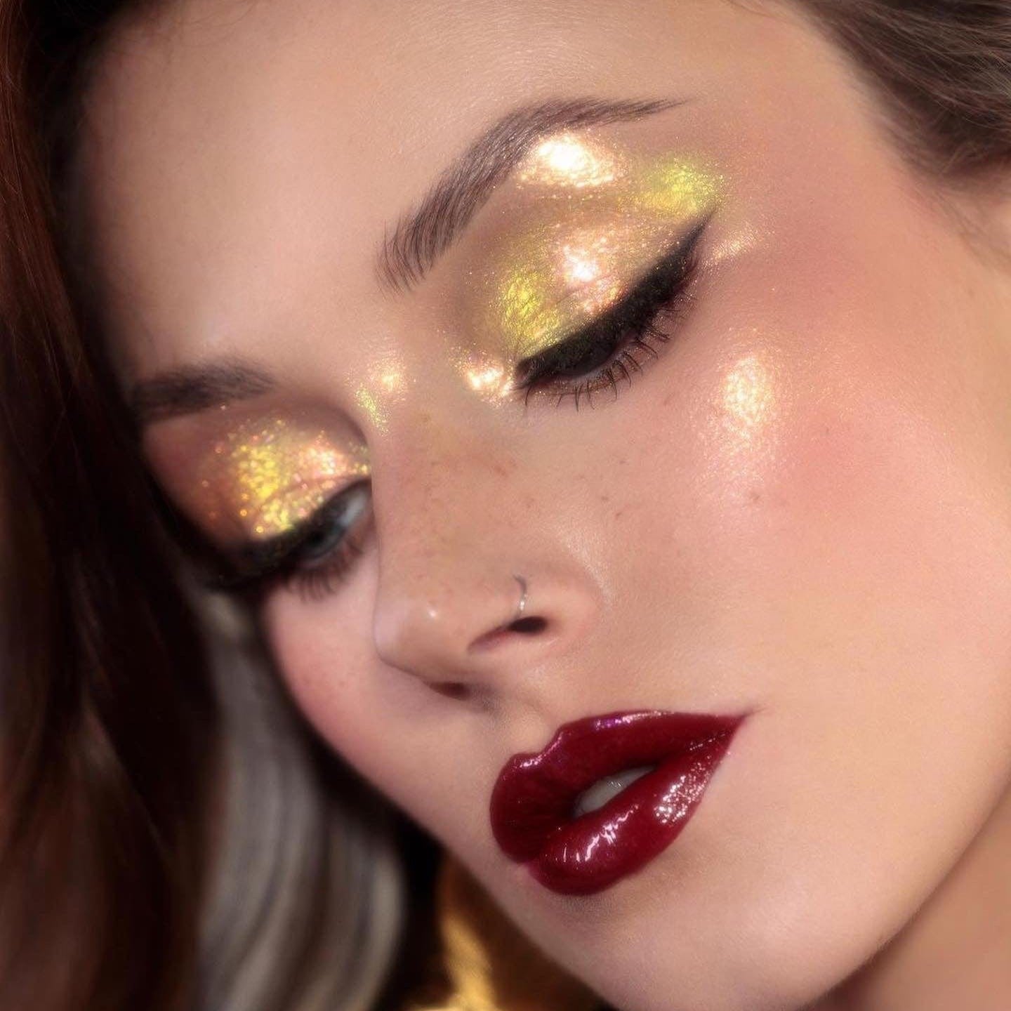 Shooting Star Opal Multichrome Loose eyeshadow